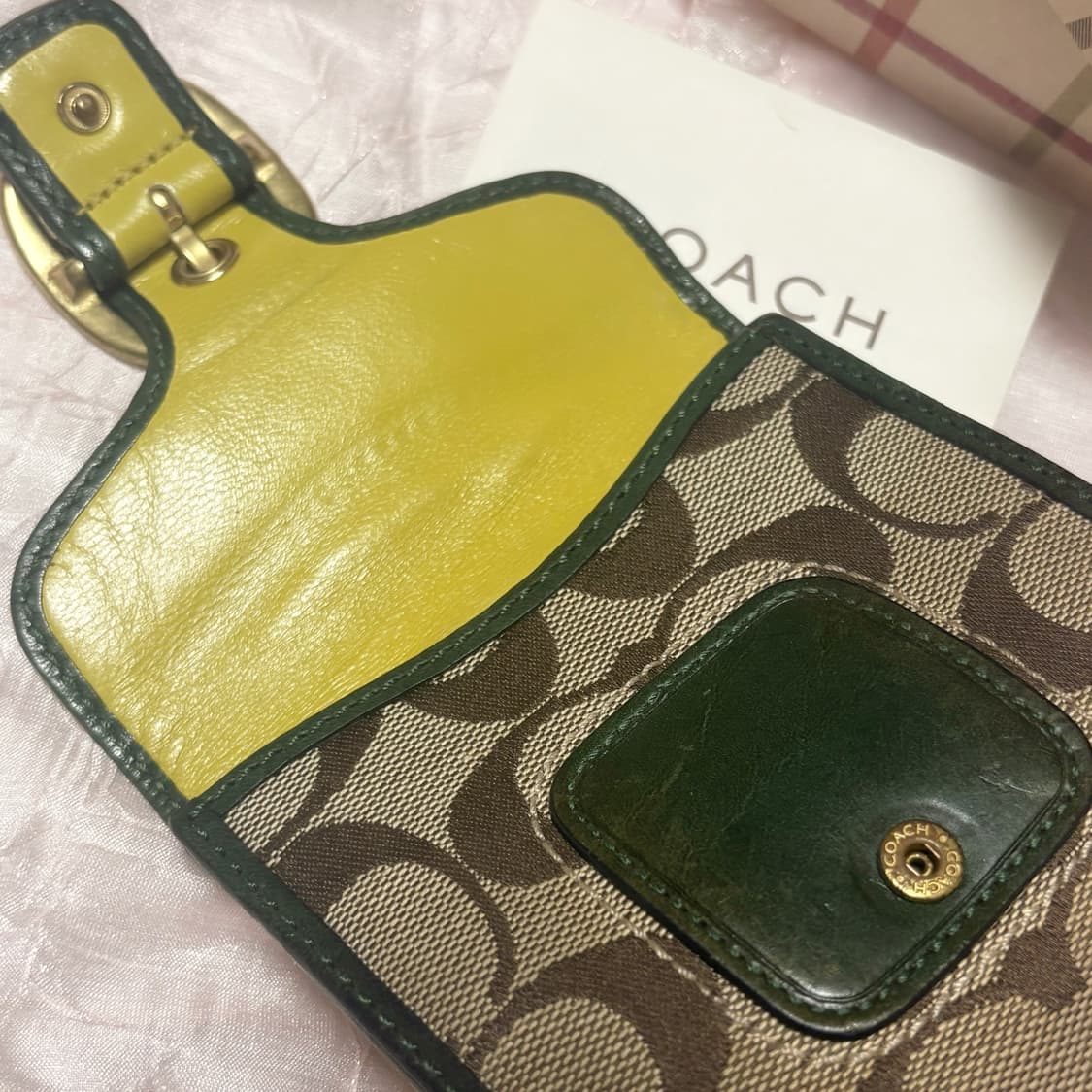 코치 정품 핀터깔 체크 포인트 키치무드  반지갑  상품이미지3