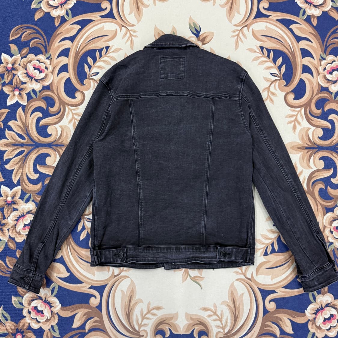 (L)게스GUESS 흑청데님 트러커자켓 상품이미지5