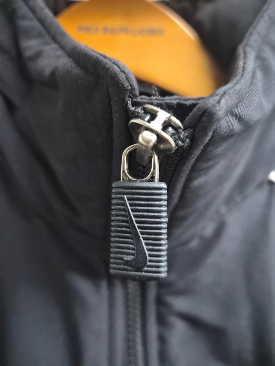 L) 나이키 올드스쿨 누빔 점퍼 팝니다 상품이미지4