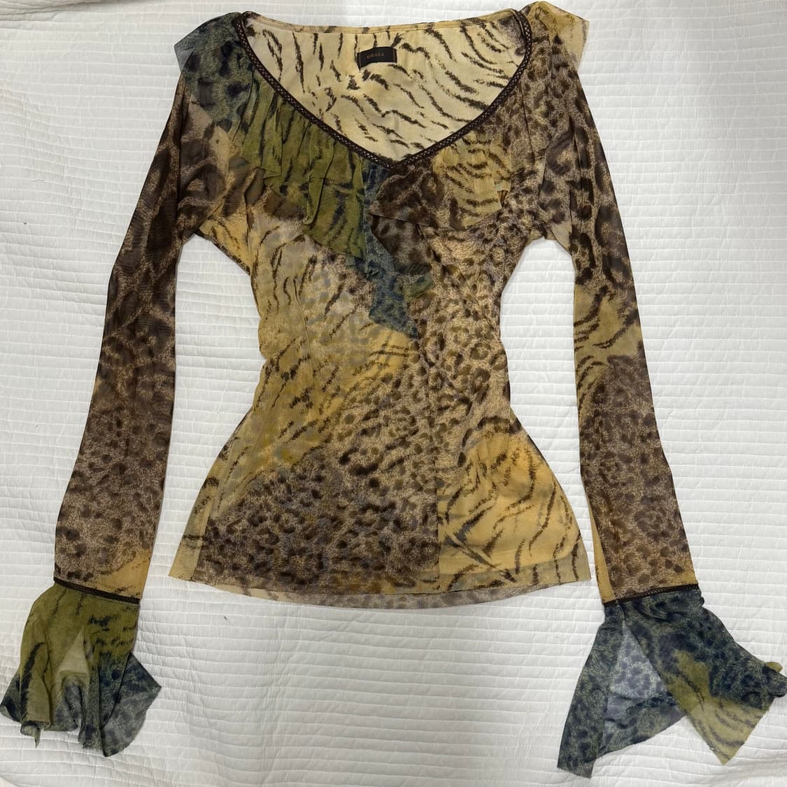 갸루 오네갸루 호피 지브라 패턴 프릴 러플 긴팔 블라우스 상품이미지1