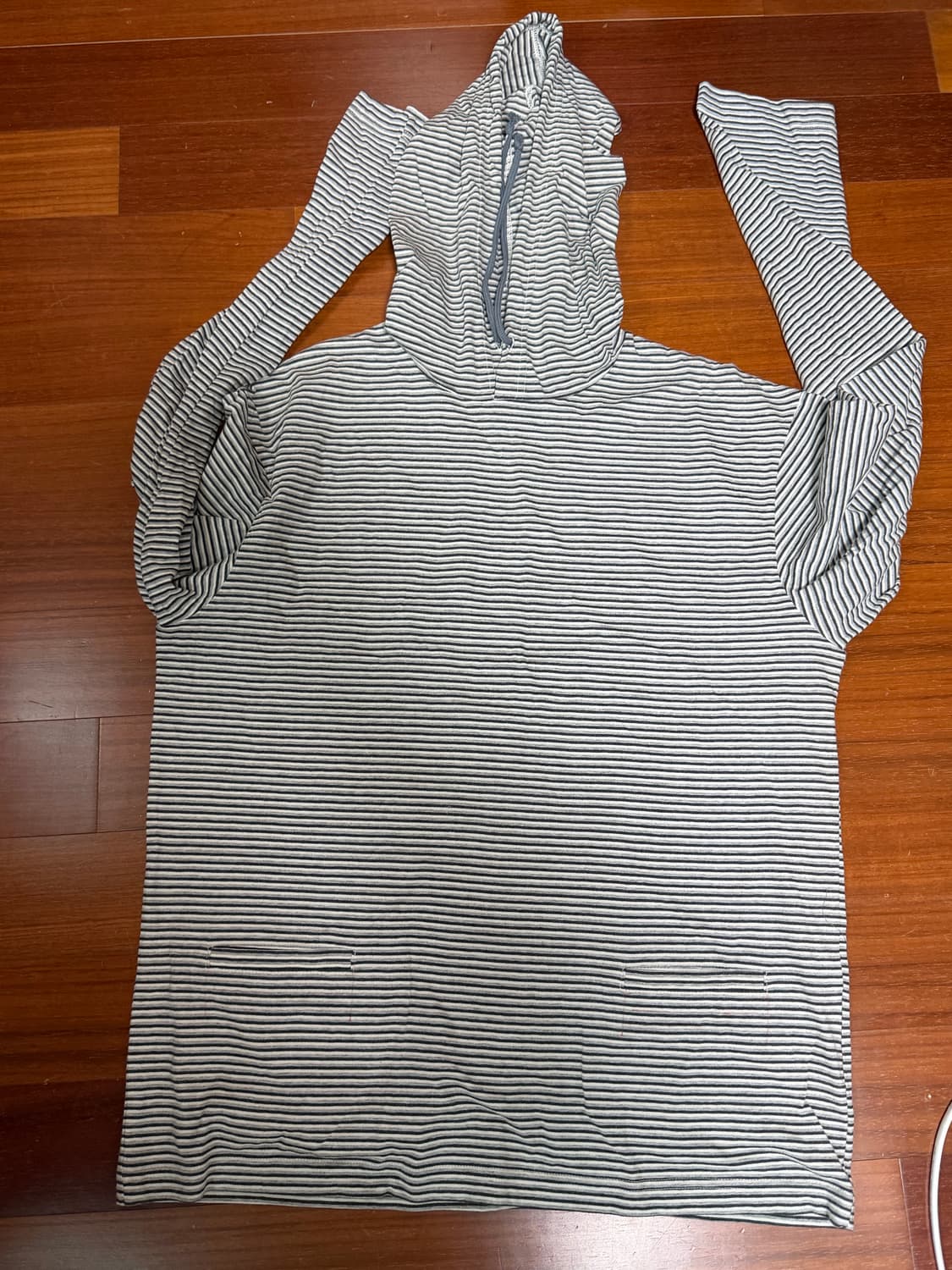 해칭룸 stripe hoodie grey m 상품이미지4