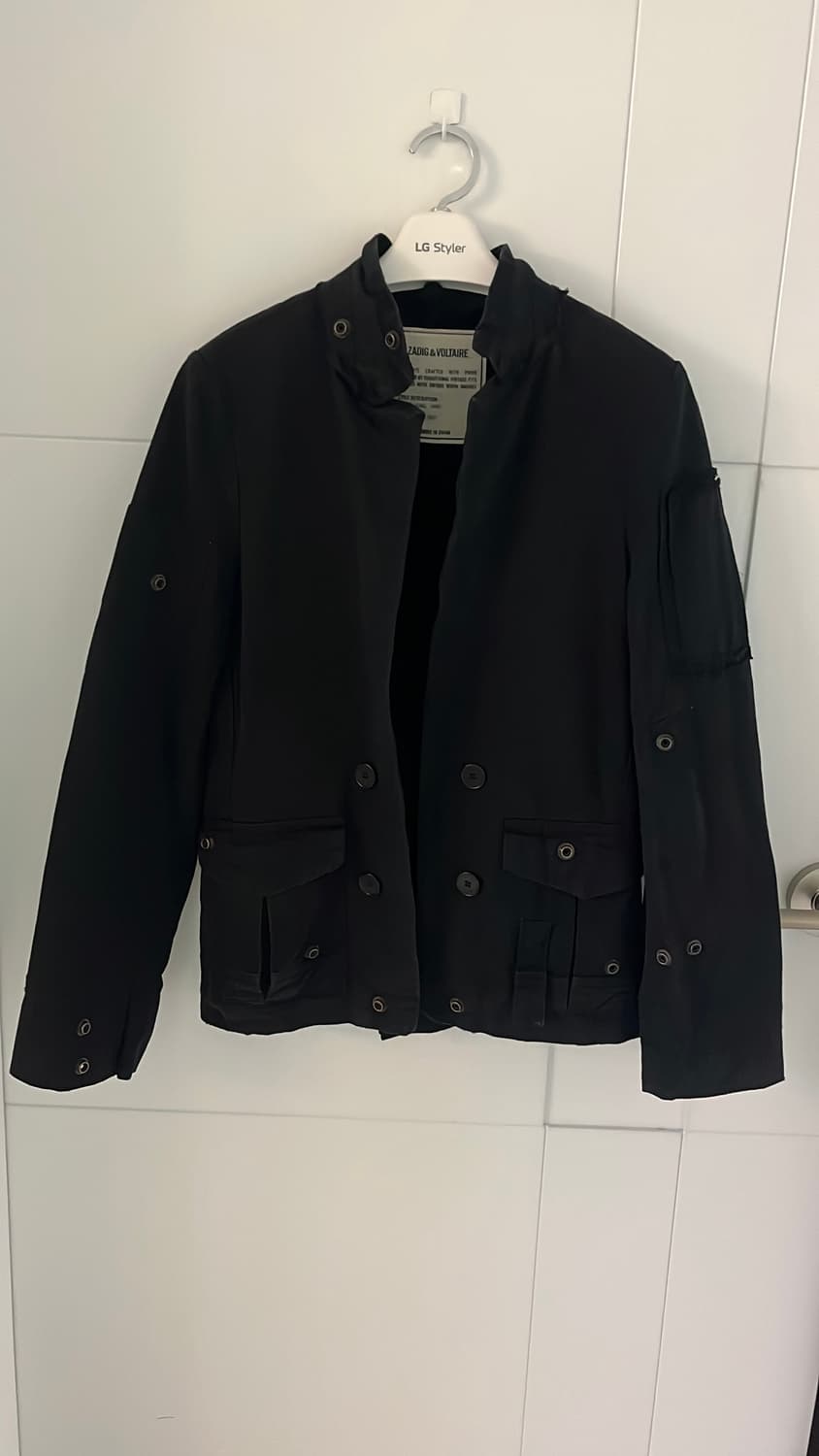 Zadig & Voltaire 블랙 자켓 M 정품 상품이미지5