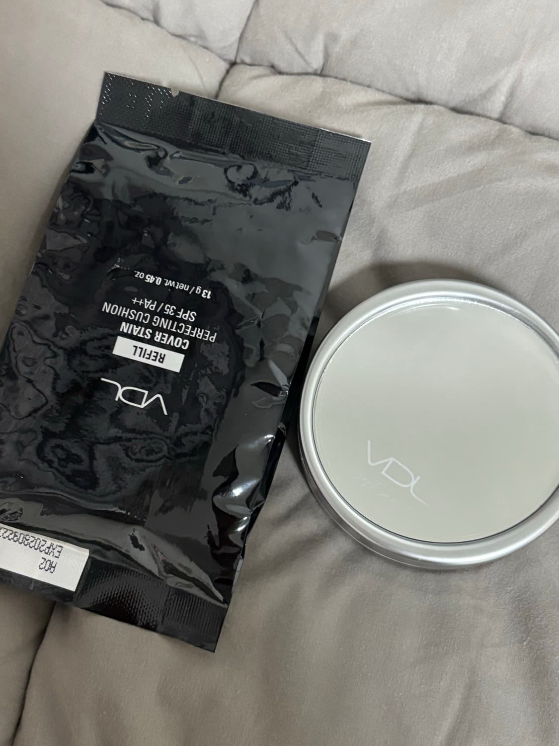 퍼프X) VDL 커버스테인 퍼펙팅 쿠션 A02 상품이미지1