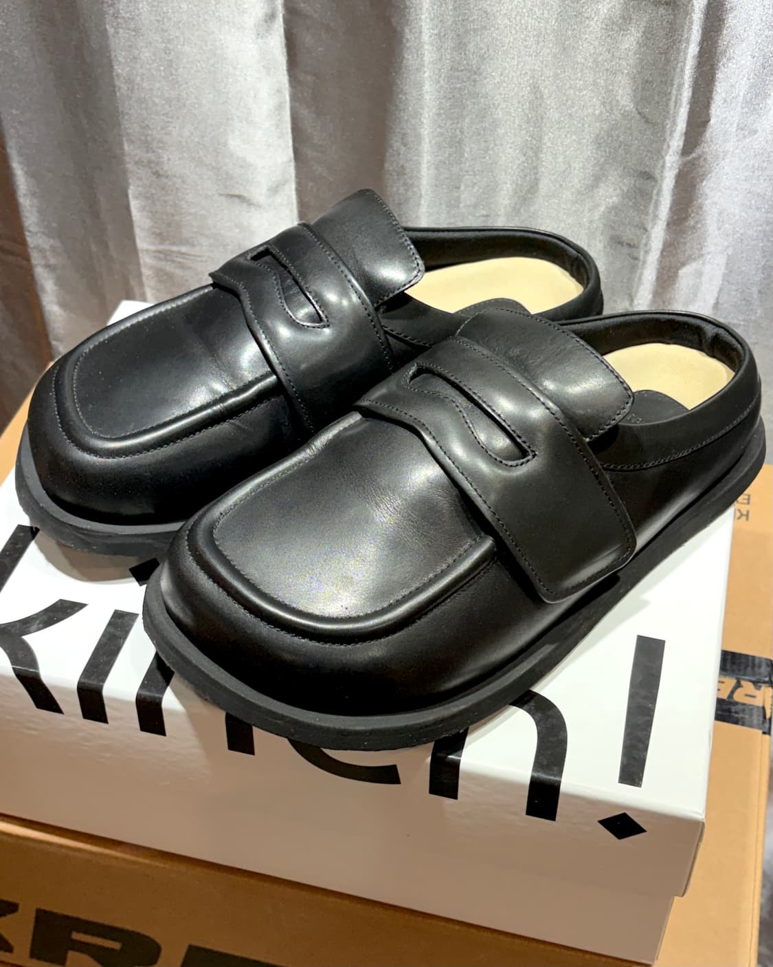 280 Kinci 킨치 패디드 뮬 블랙 상품이미지1