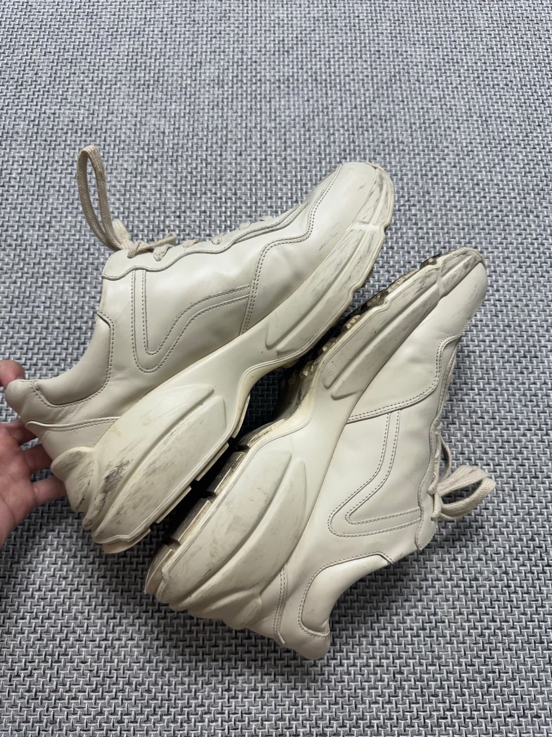 구찌 라이톤 띠로고 아이보리 스니커즈 신발 상품이미지7