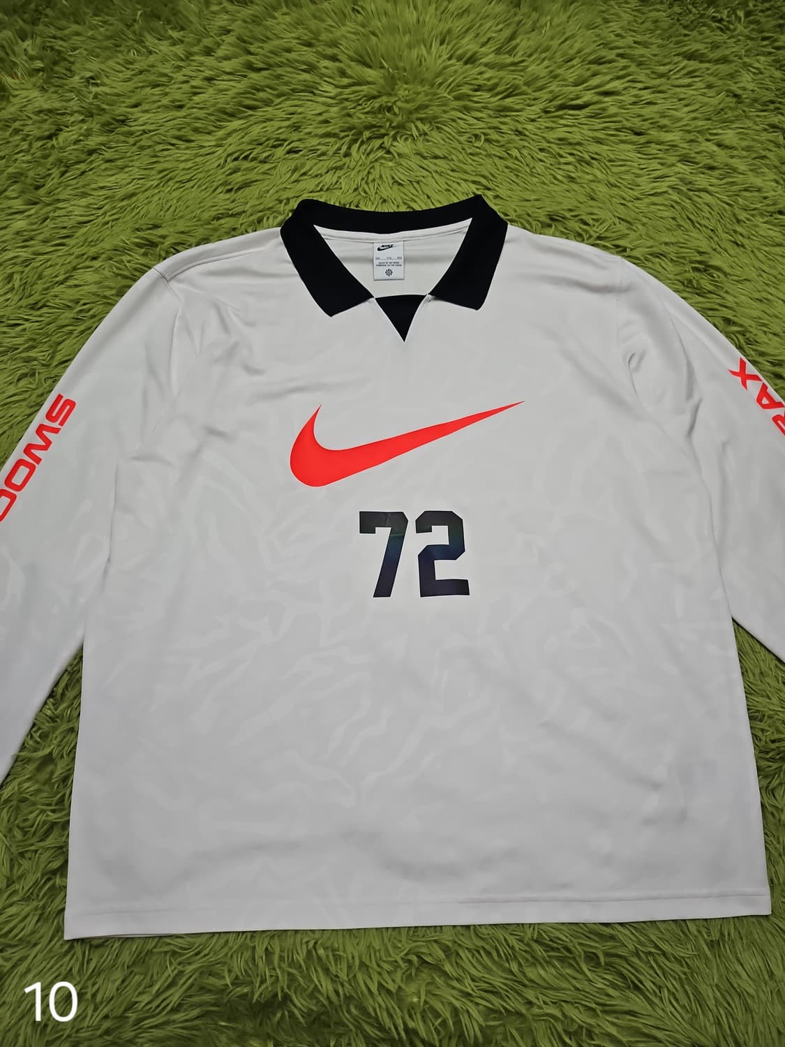 [XXL] 나이키 스우시 트랙 72 카라티 상품이미지1