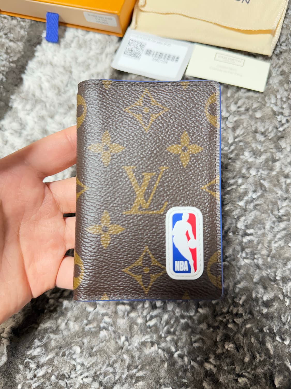 루이비통 NBA 한정판 이클립스 모노그램 오거나이저 카드지갑 상품이미지2