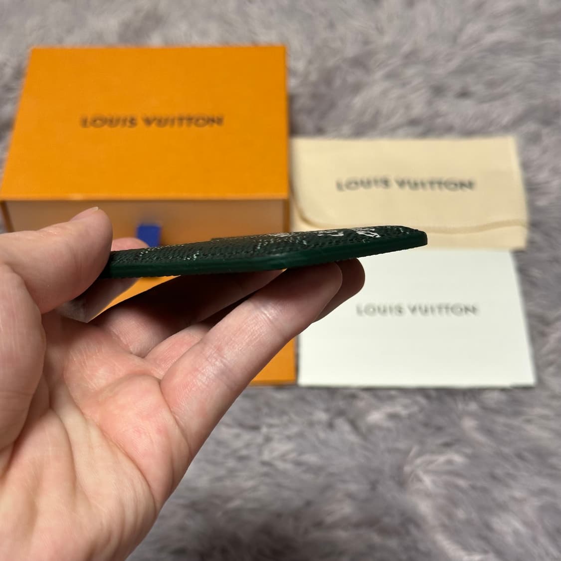 [풀구성] 루이비통 이클립스 헤리티지 맥세이프 마그네틱 카드지갑 그린 상품이미지6