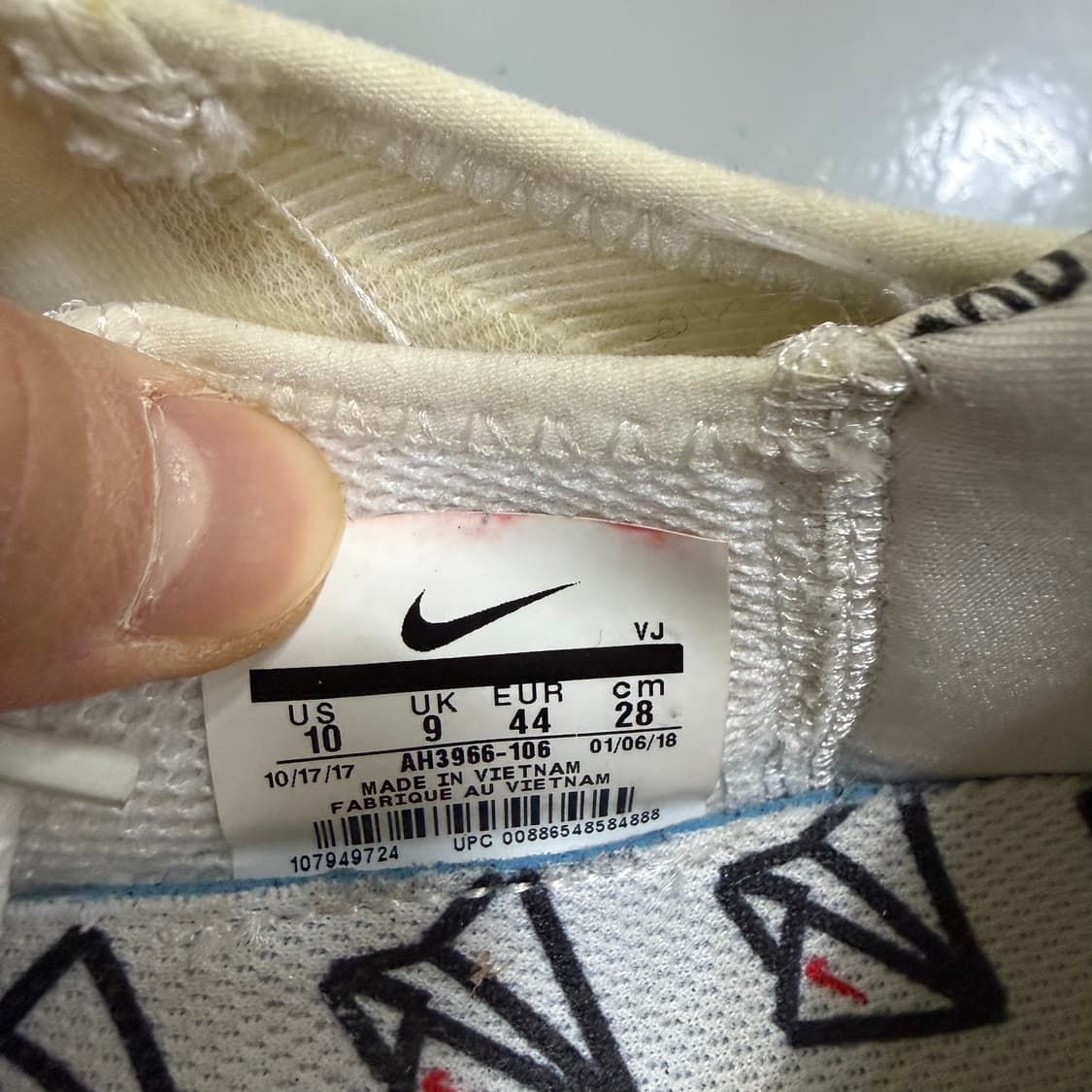 280 나이키 X 노보 프리런 0202T2 상품이미지5