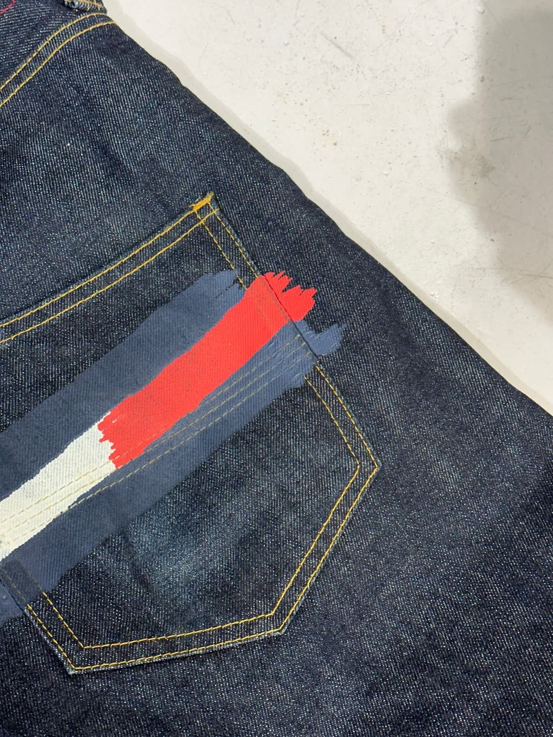 타미 힐피거 진청 빅 로고 프린팅 셀비지 데님 팬츠 청바지 M 상품이미지6