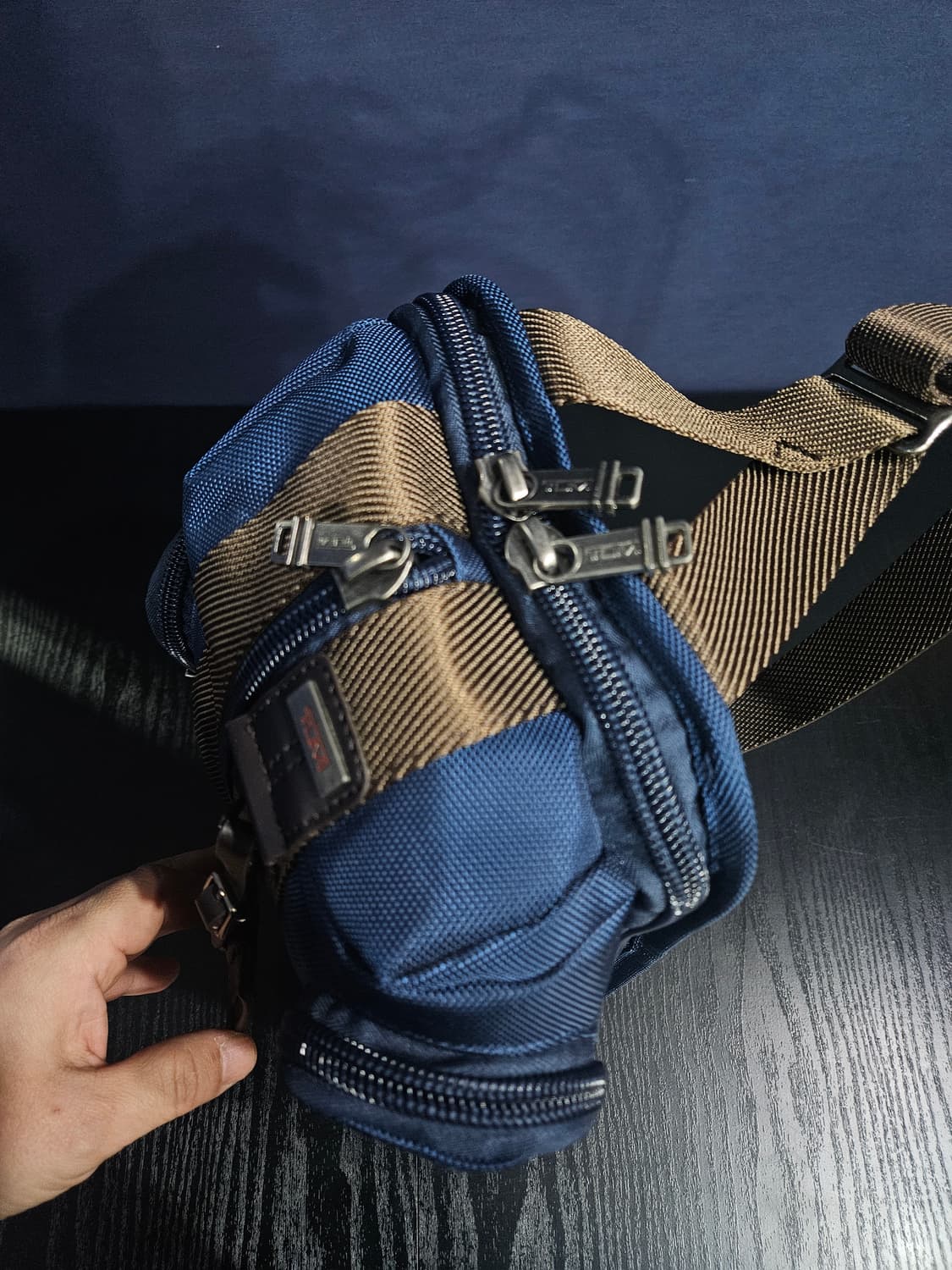 투미 다크블루 남성 메신저백  상품이미지7