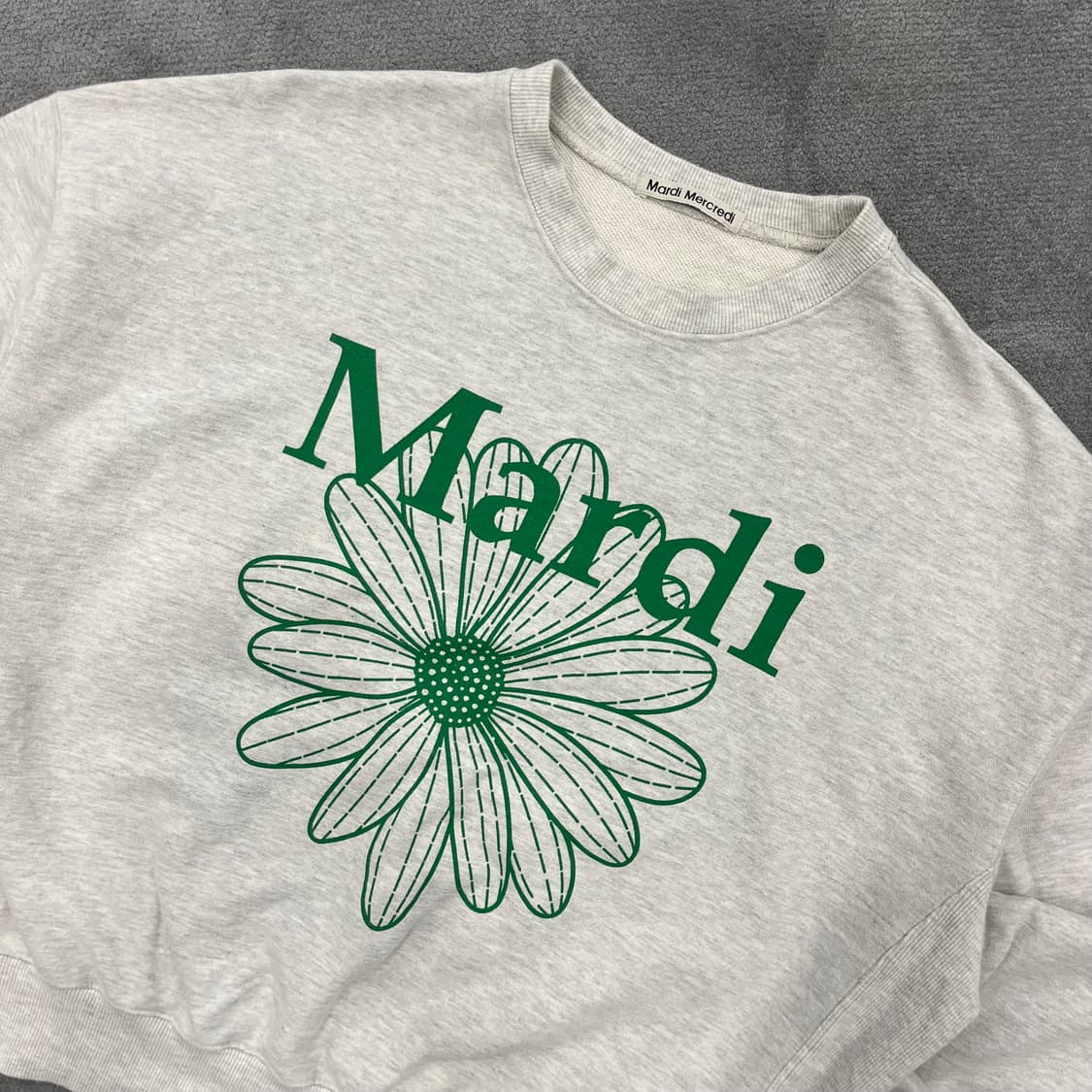 마르디 메크르디 맨투맨 상품이미지2