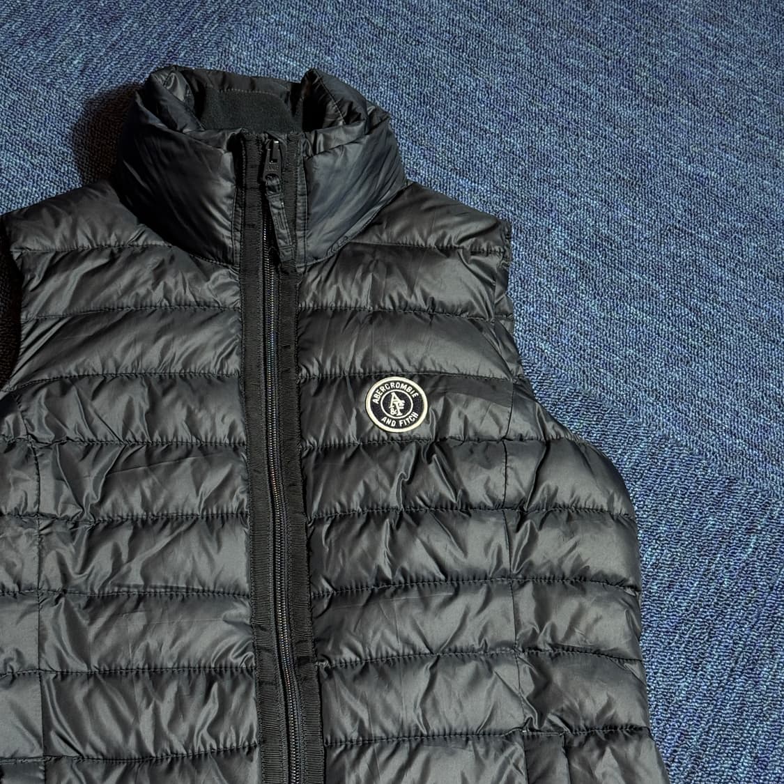 아베크롬비 블랙 패딩 조끼 상품이미지2