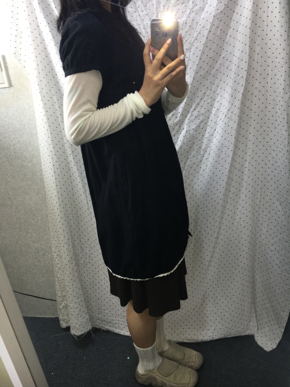 블랙 둥근 카라 반소매 원피스 상품이미지4