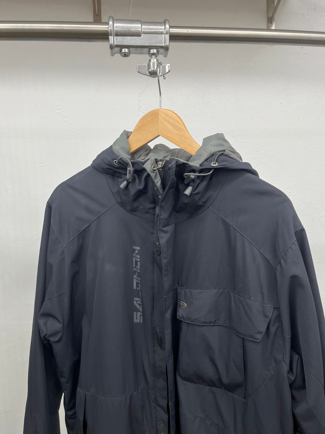 XL) SALOMON GORPCORE 바람막이 상품이미지2