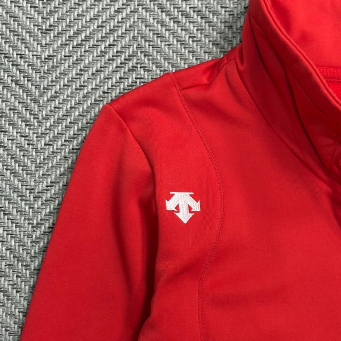 데상트 트레이닝 집업 v1694 상품이미지6