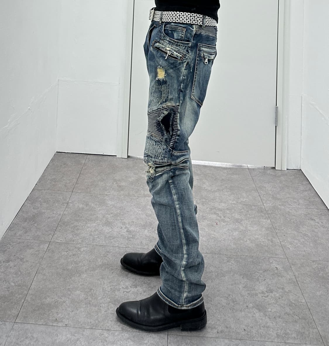 Balmain Patched Biker Distressed Jeans 상품이미지2
