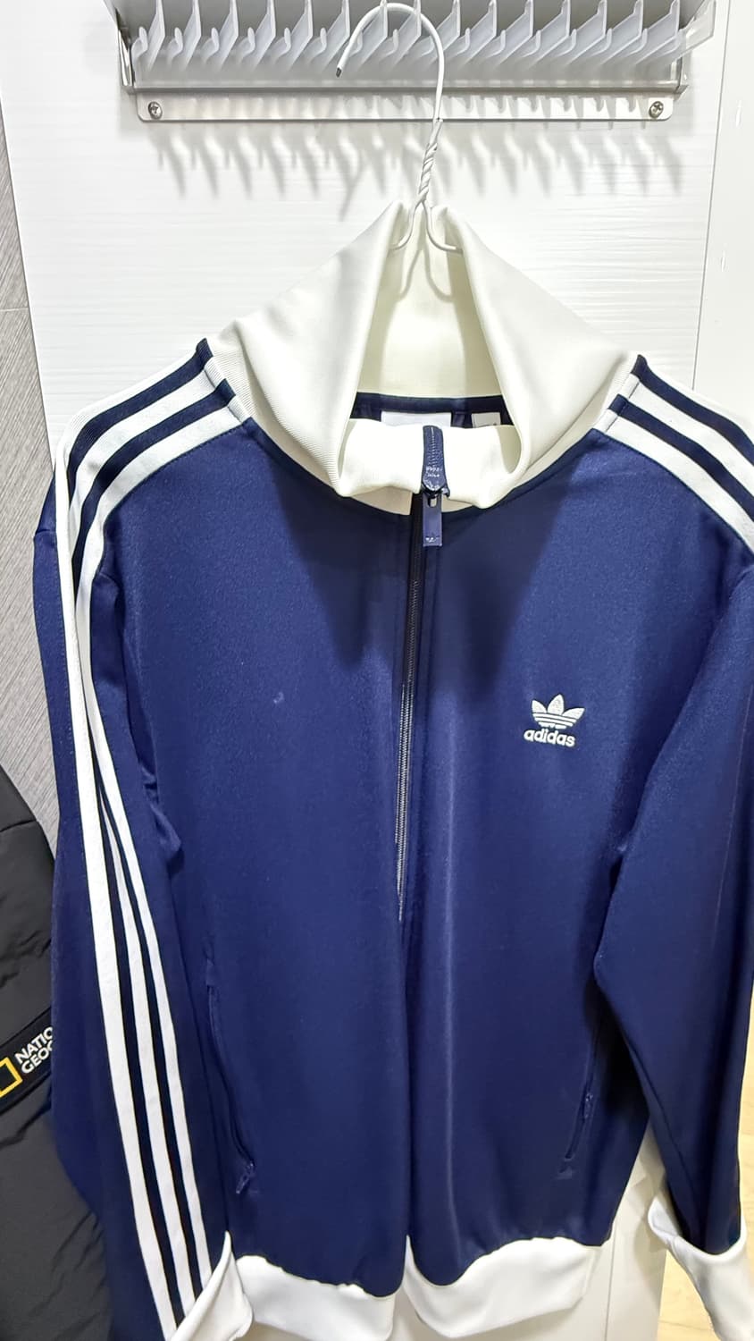 아디다스 흰남 져지 상품이미지1