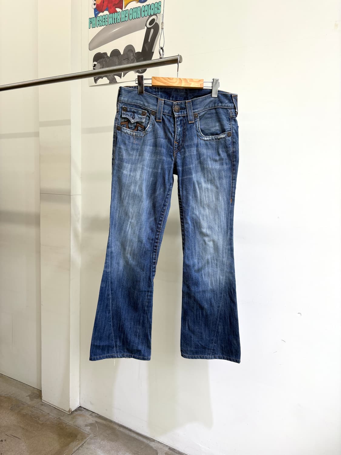 TRUE RELIGION (Made in USA) 부츠컷데님 상품이미지1