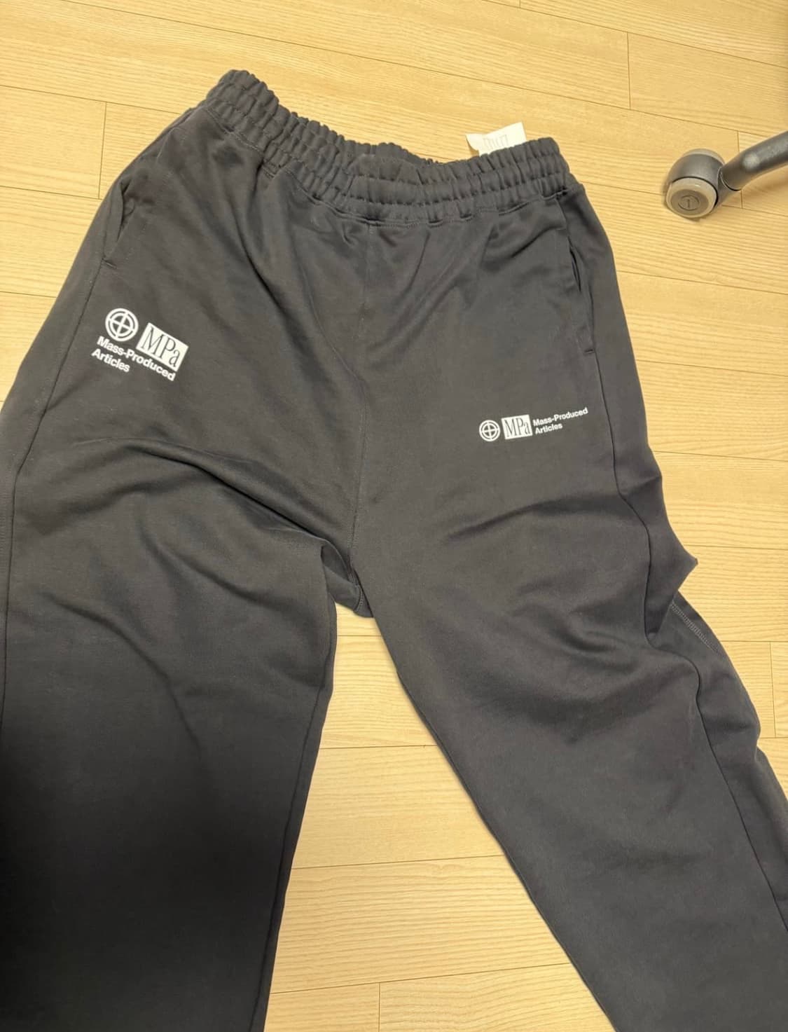 플라스틱 프로덕트 스웻팬츠m 새상품 상품이미지2