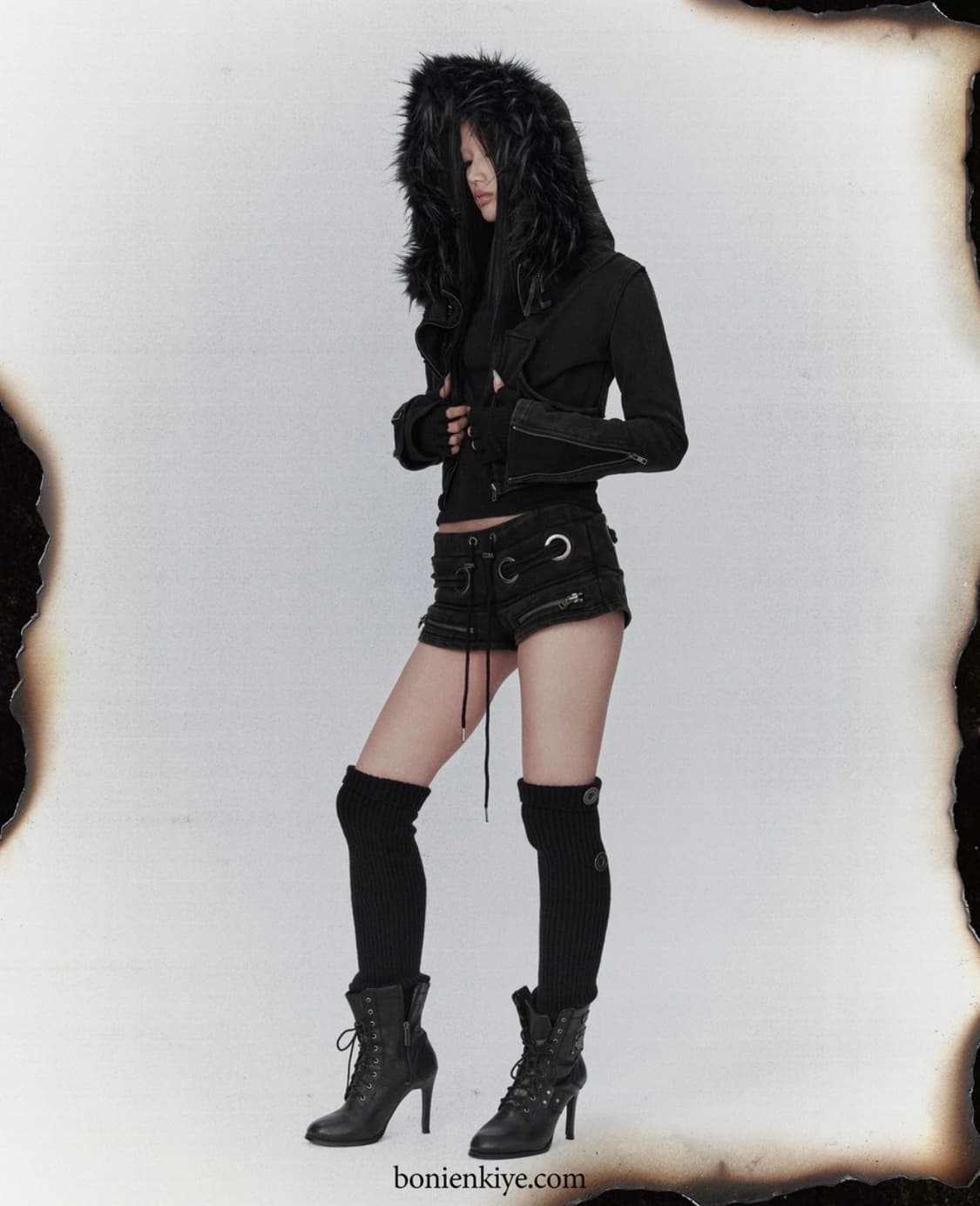 (W) 보니앤키예 디스트레스드 심 퍼 후드집업 (워싱 블랙) 상품이미지2