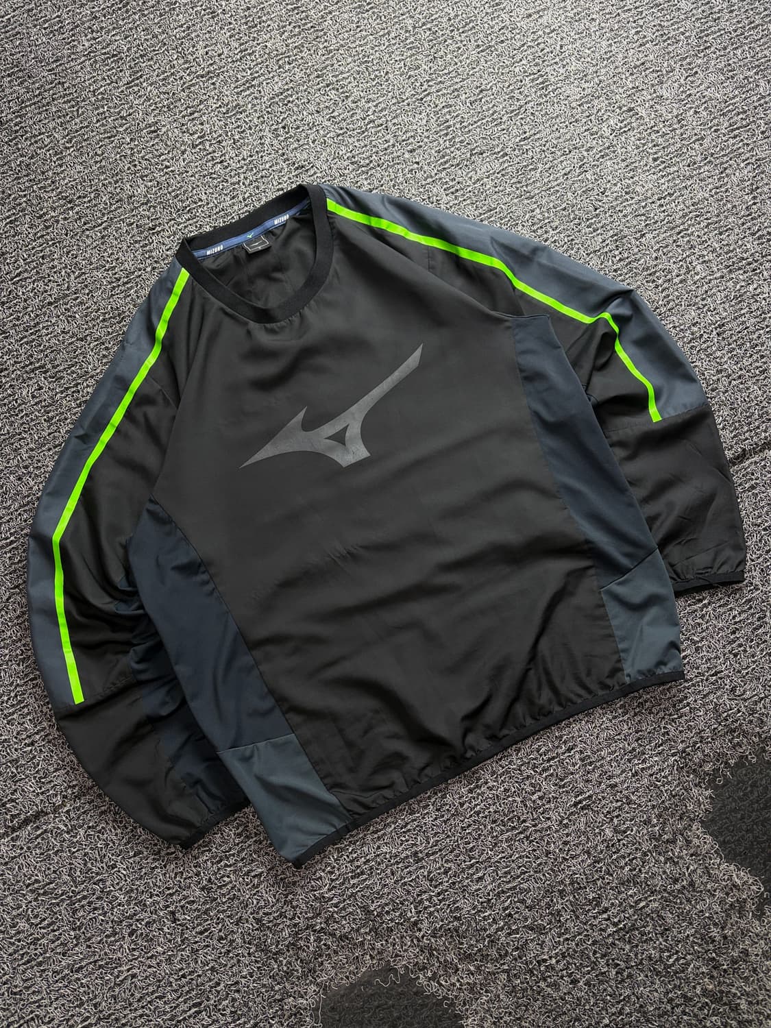 미즈노 빅로고 풀오버 에슬리틱 웜업 3796 상품이미지1