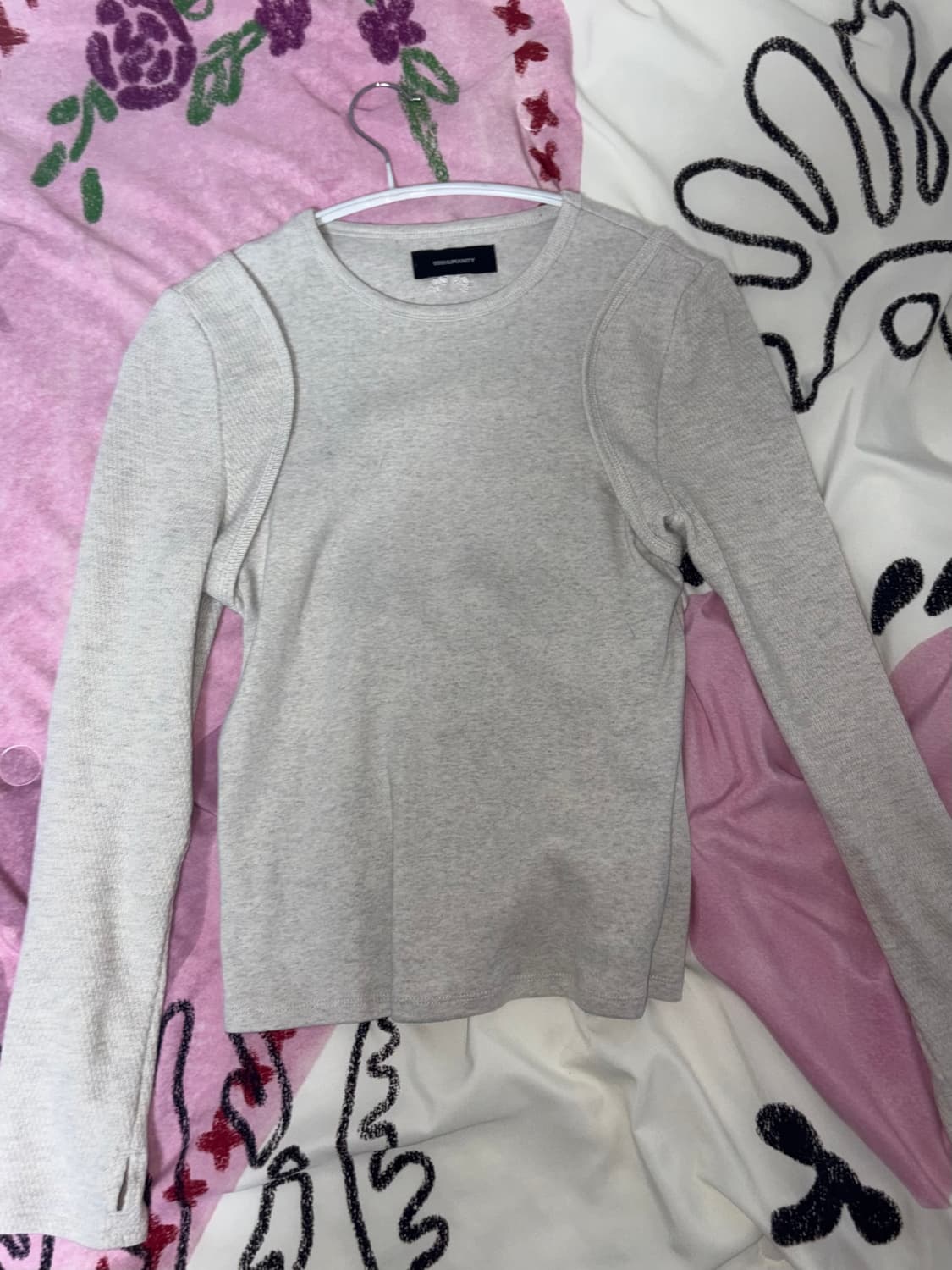 999휴머니티 라인 롱슬리브 오트밀 상품이미지3