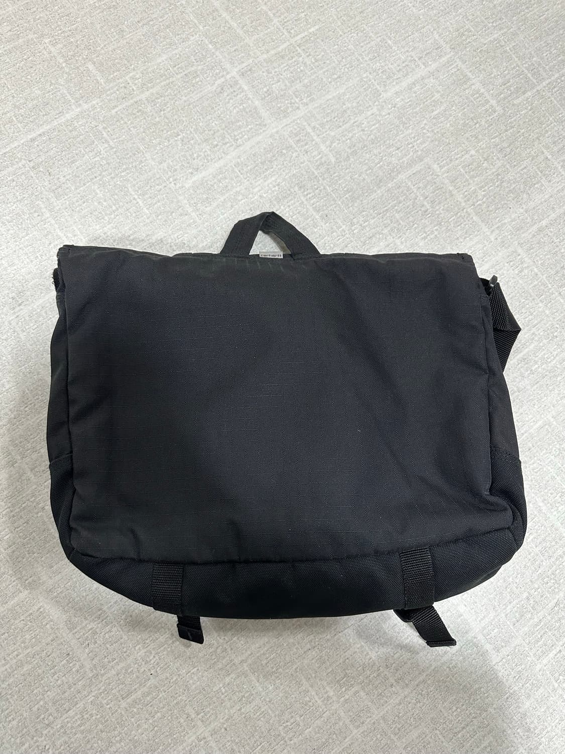 칼하트 크로스 메신저백 상품이미지2