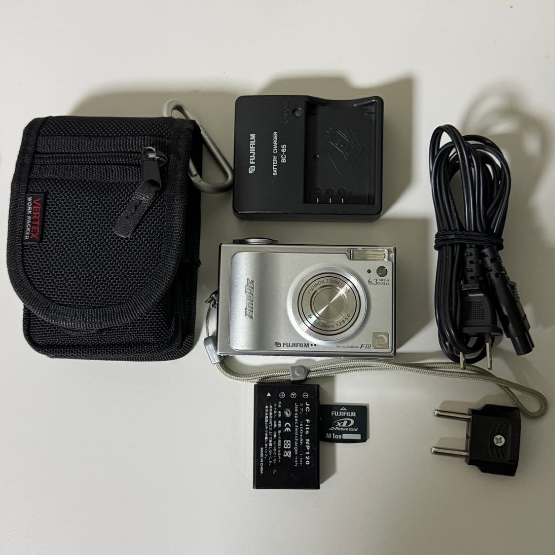 후지필름 파인픽스 F10 빈티지 디카 디지털카메라 상품이미지1