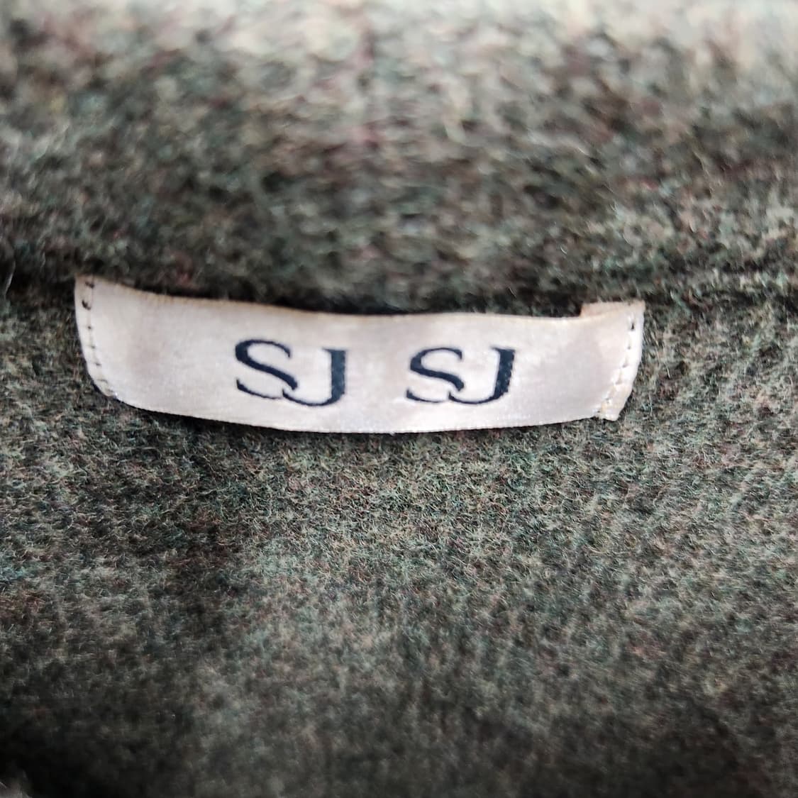 한섬 SJSJ 옆트임 똑딱이 니트 M 상품이미지5