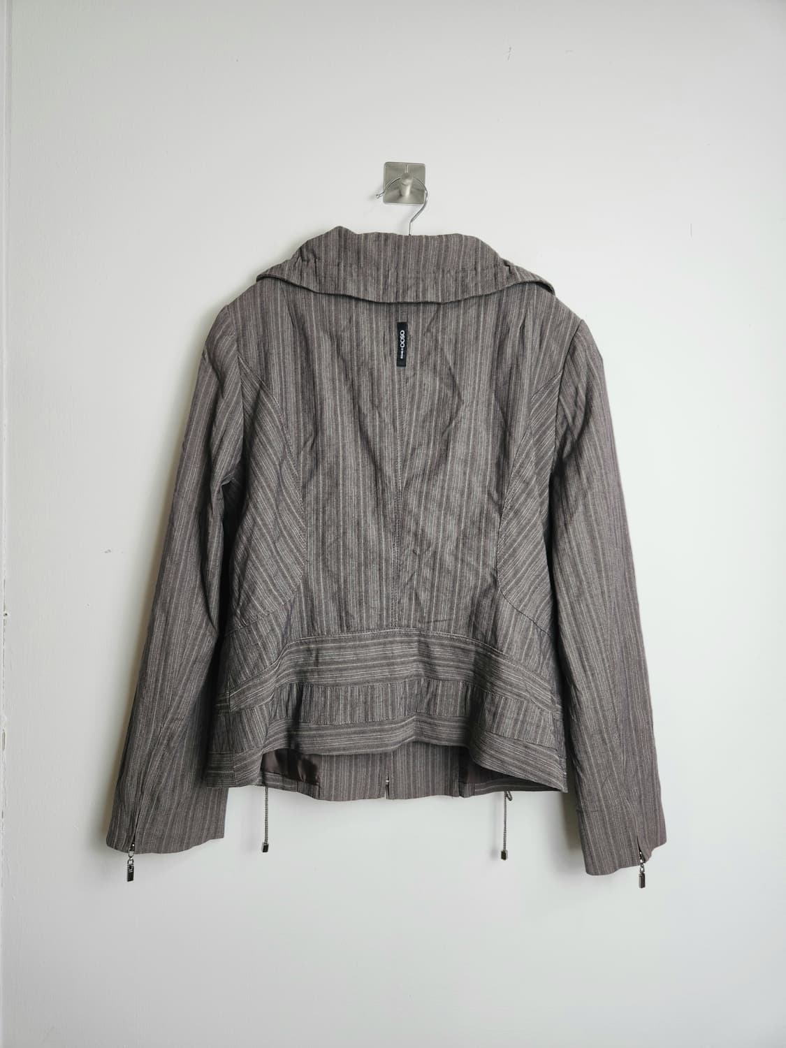 셔링 라인 집업자켓 상품이미지8