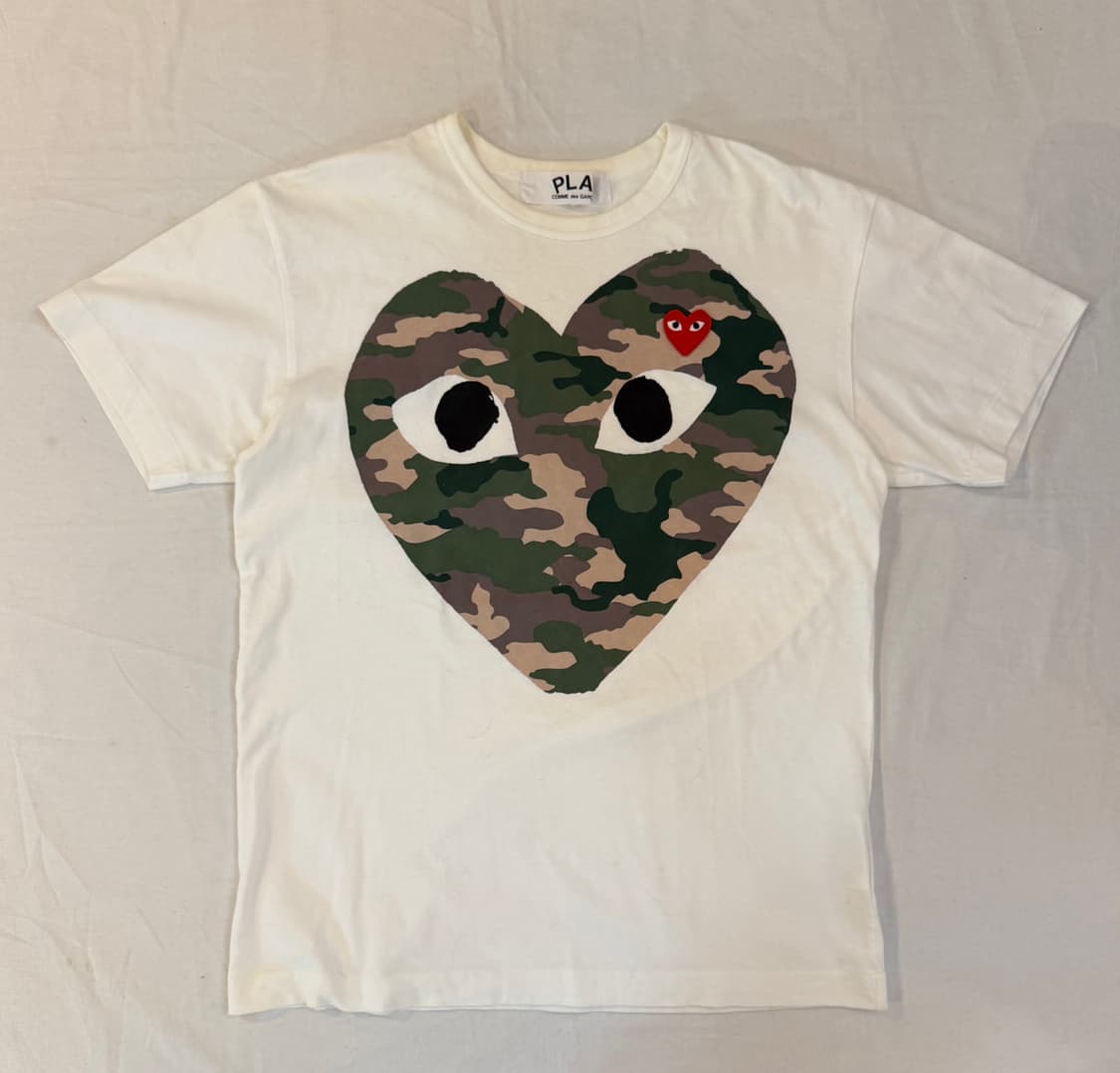 꼼데가르송 카모플라쥬 빅하트 반팔 티셔츠 화이트 상품이미지1