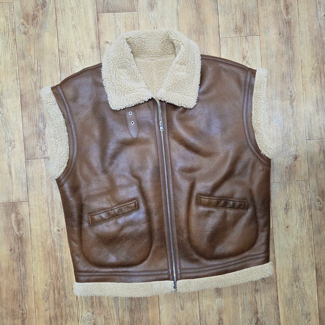 매크리(MACHREE) 리버시블 베스트무스탕 프리사이즈 새상품 상품이미지6