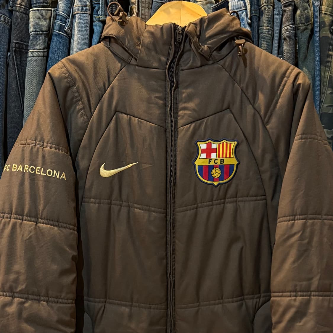 나이키 fc 바르셀로나 브라운 패딩 상품이미지3