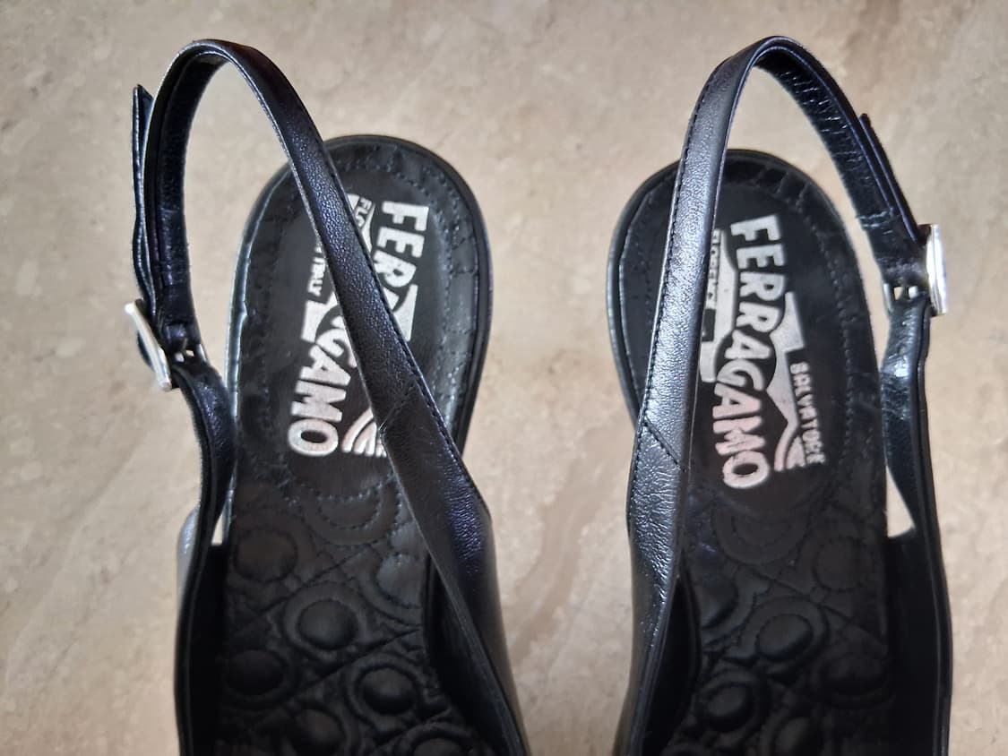 페라가모 간치니 로고 퀼팅 슬링백 뮬 Size 5.5 상품이미지6
