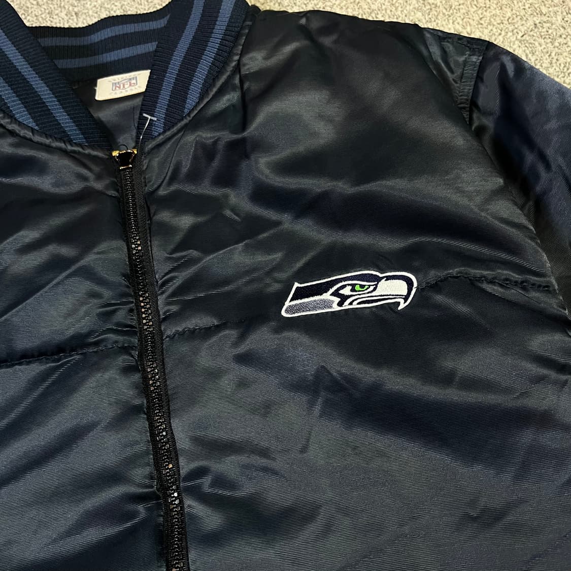 NFL x 리복 올드스쿨 시애틀 시호크스 스타디움 리버시블 자켓  상품이미지5