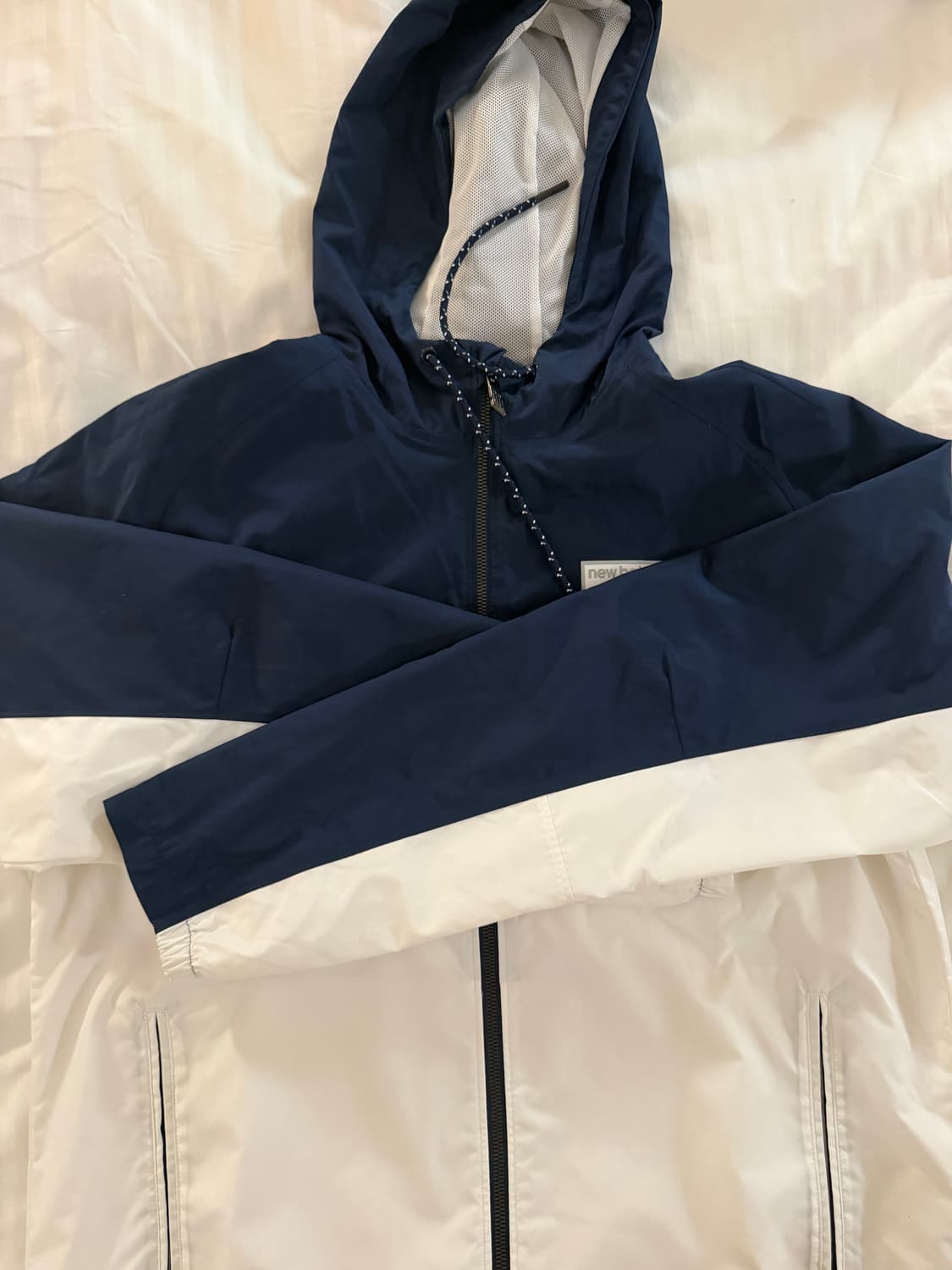 뉴발란스 바람막이 상품이미지2