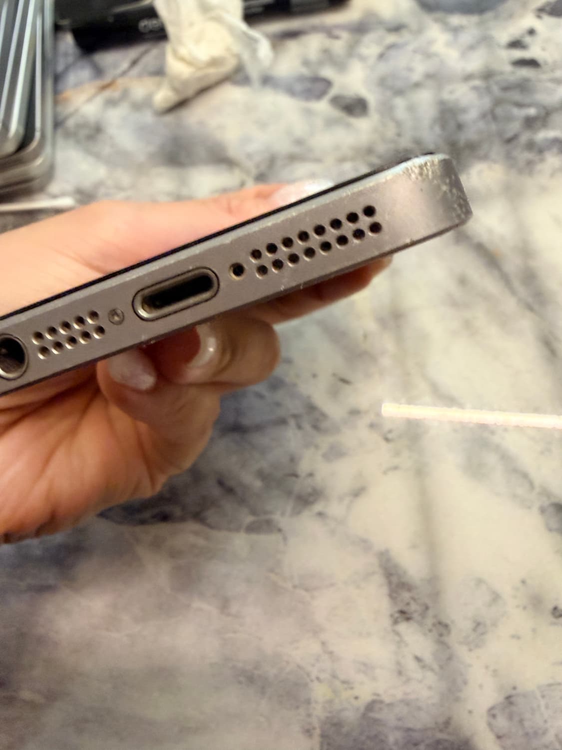 아이폰se32기가 배터리100 상품이미지7