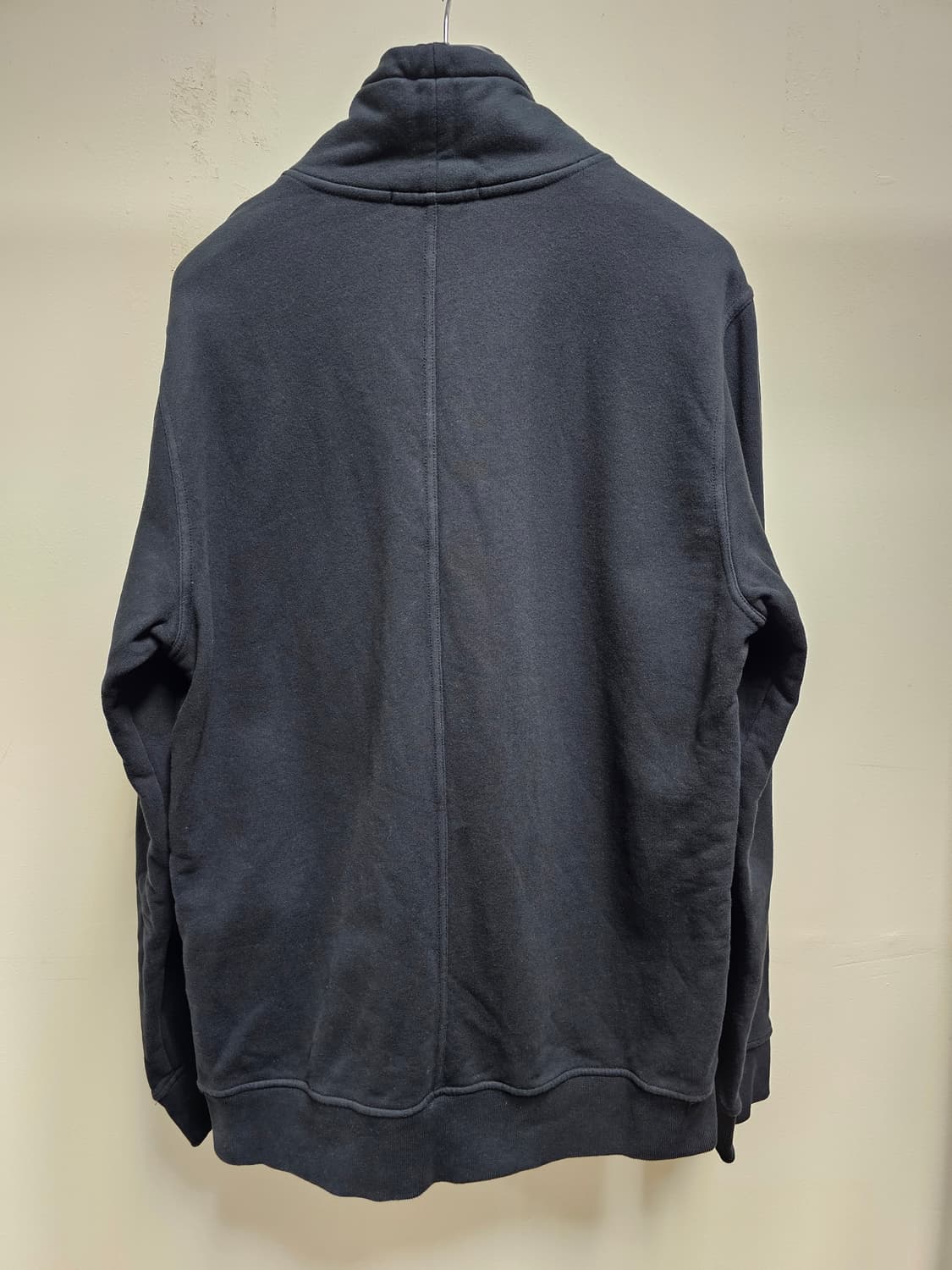 스톤아일랜드 탄창 하이 넥 스웨트셔츠 상품이미지2