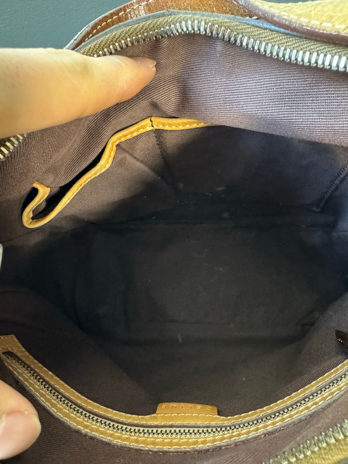 셀린느 블라종 마카담 숄더백 상품이미지7