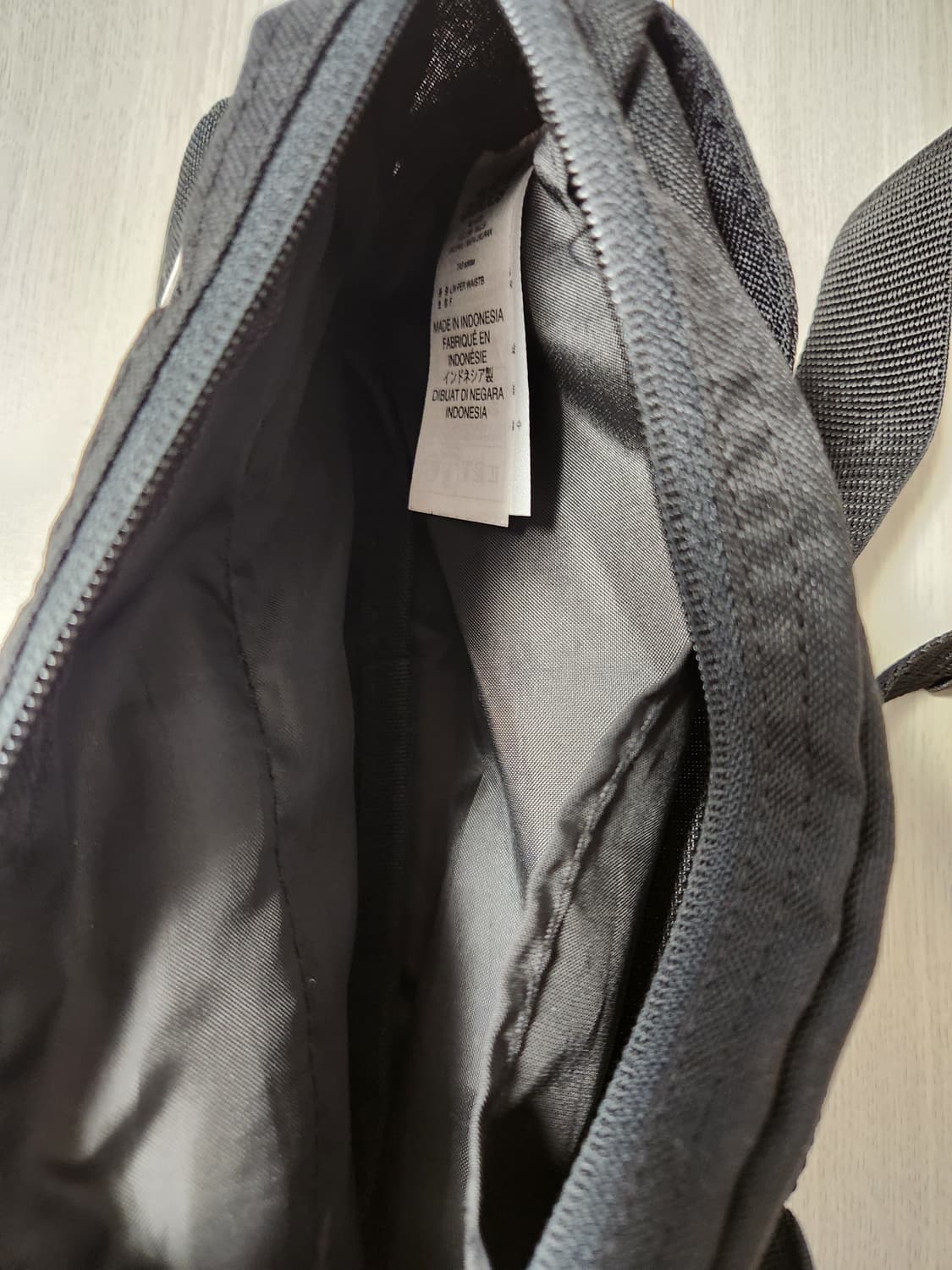 아디다스 러닝 힙색 리니어 퍼포먼스 웨이스트백 S99983

크기(가로x 상품이미지3