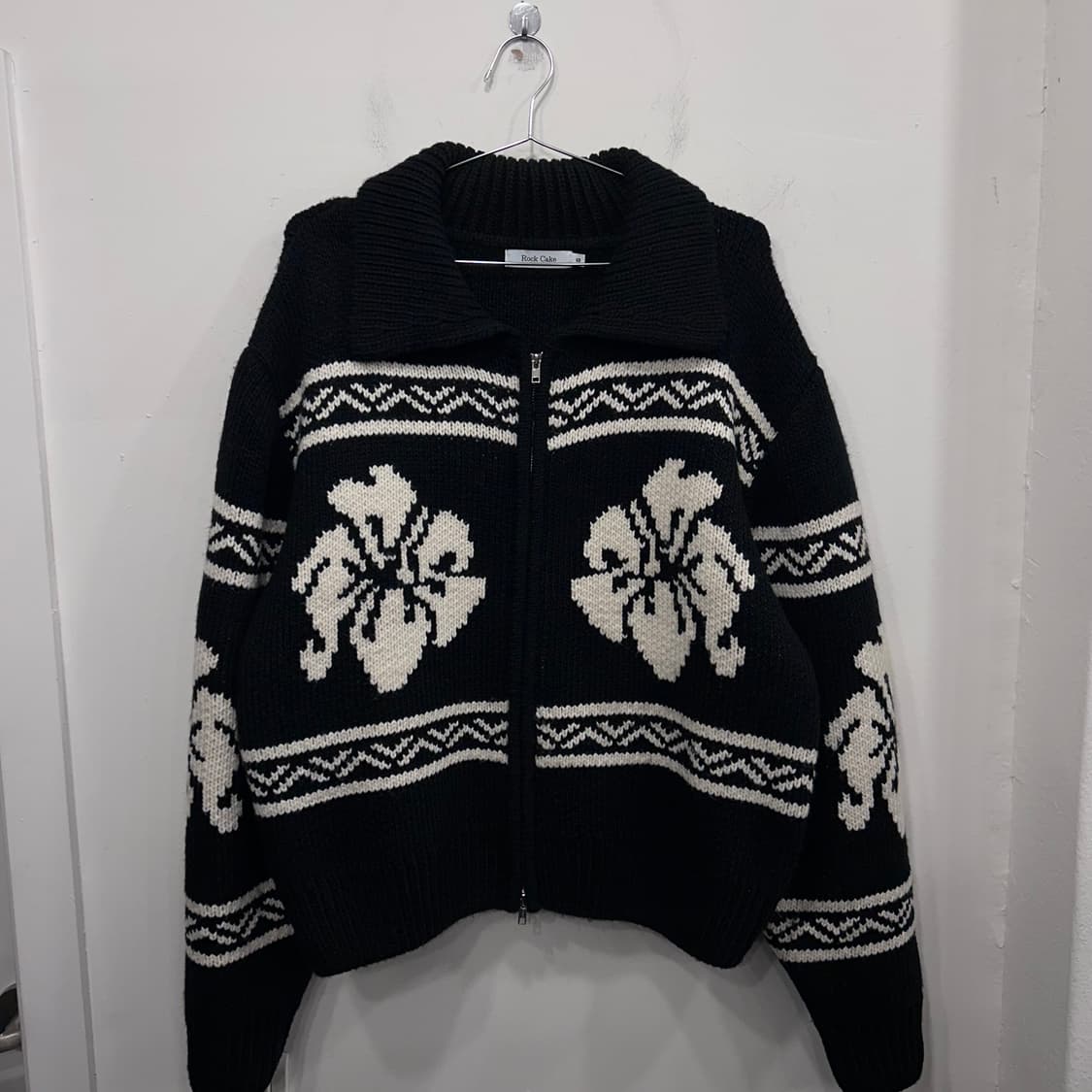 락케이크 유니섹스 코위찬 카라 니트집업 상품이미지2