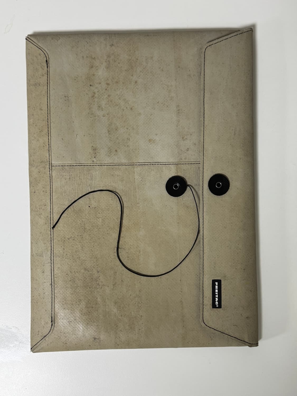 프라이탁 15인치 노트북 파우치 상품이미지1