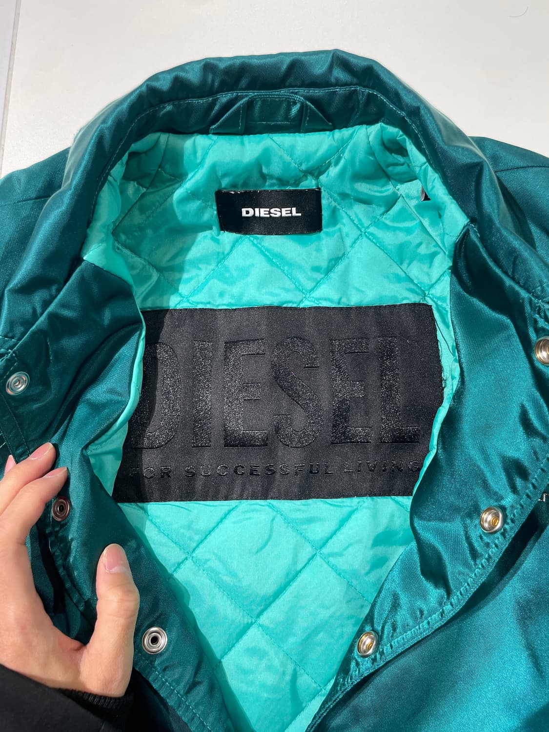 디젤 2019 터쿼즈 로고 나일론 코치 자켓 상품이미지7