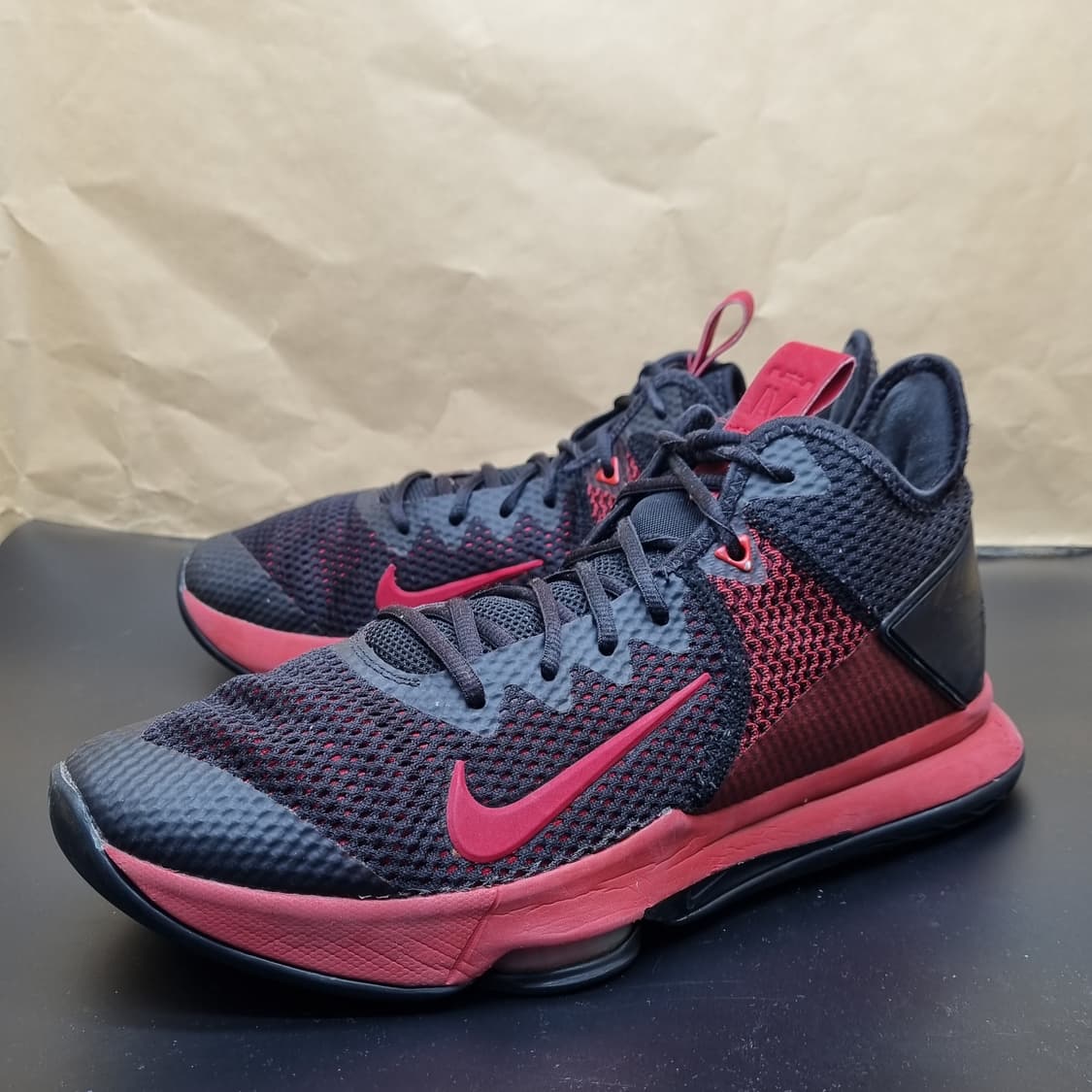 나이키 르브론 위트니스6 농구화300 상품이미지1