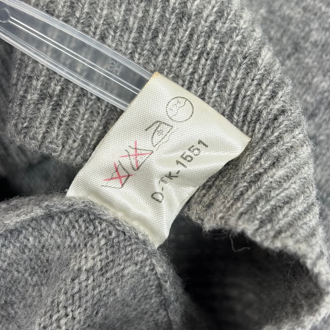 폴로 랄프로렌 브이넥 니트 티셔츠 상품이미지5