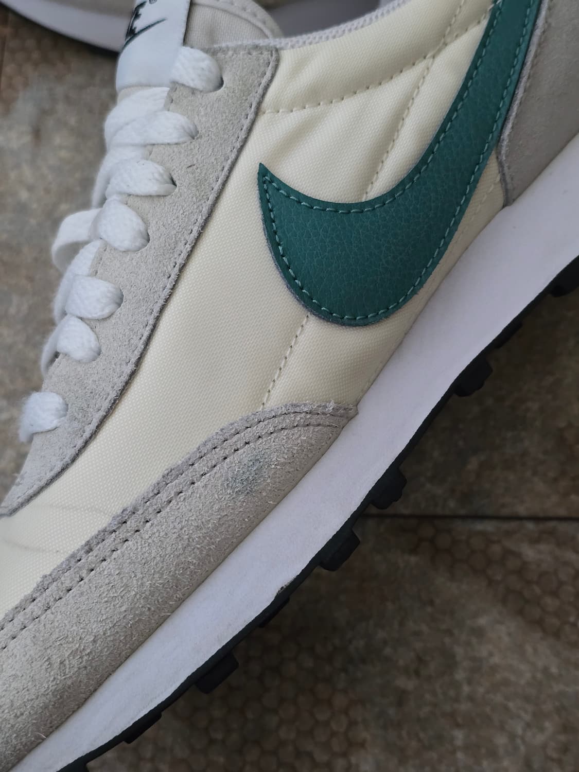 (225)나이키 데이브레이크 코코넛 밀크  상품이미지6