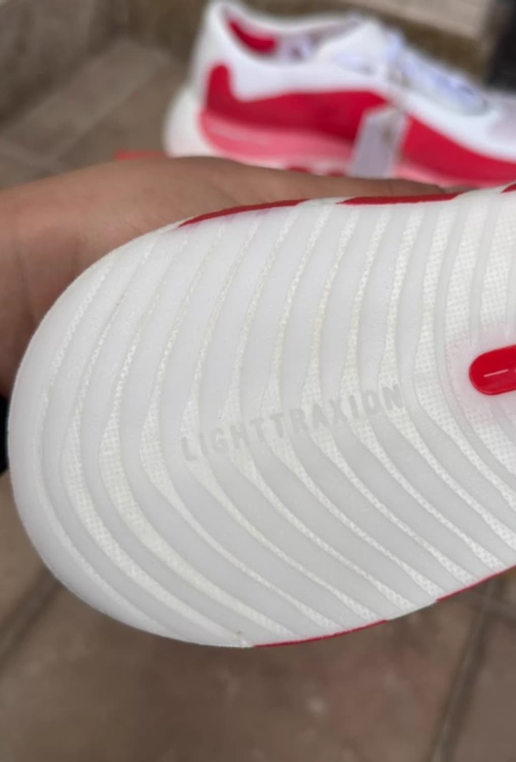 아디다스 하이퍼부스트 엣지 클라우드 화이트 퓨어 루비275mm 43 상품이미지5