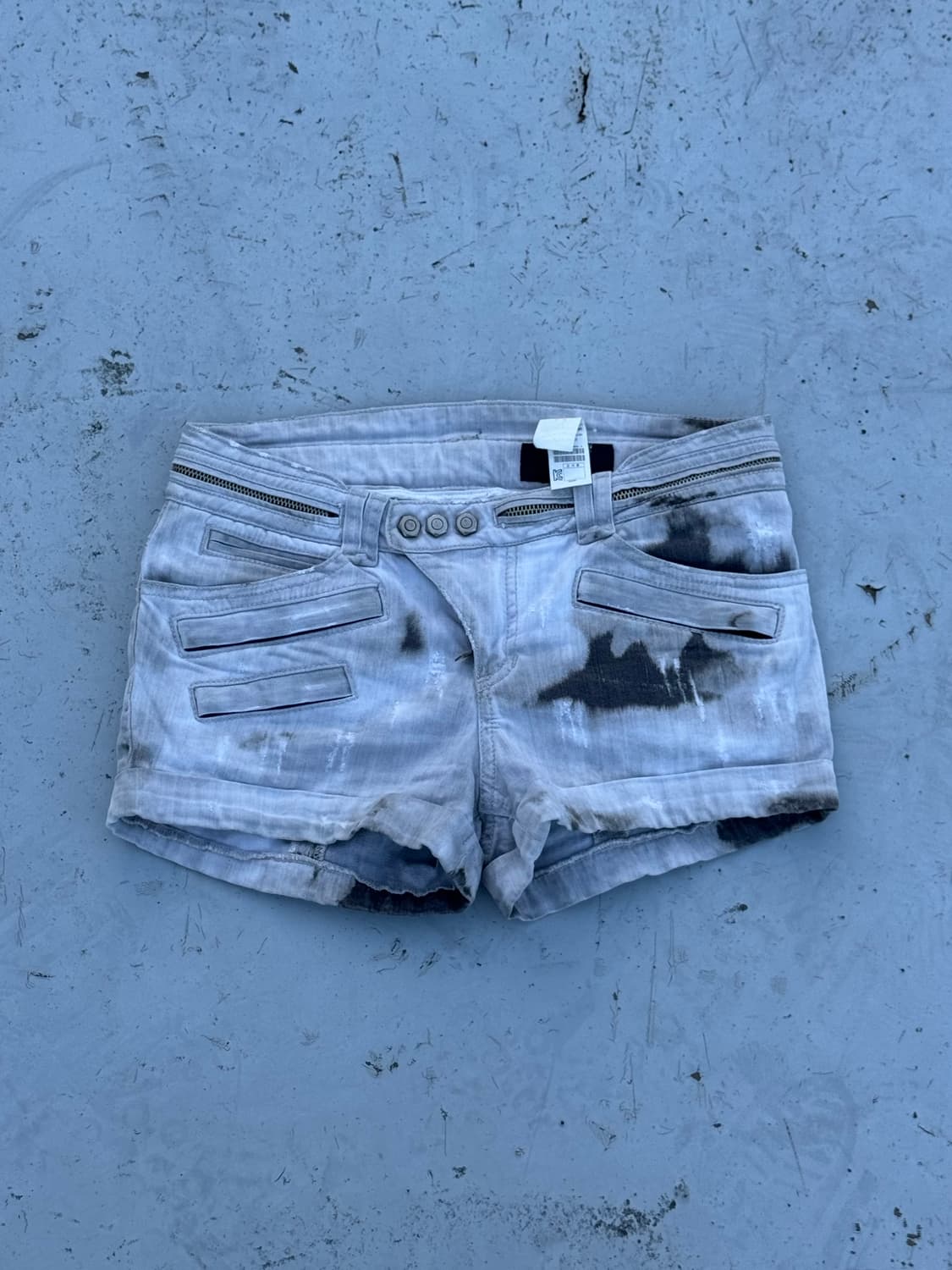 “System Damage Pocket Denim Shorts“ 상품이미지1