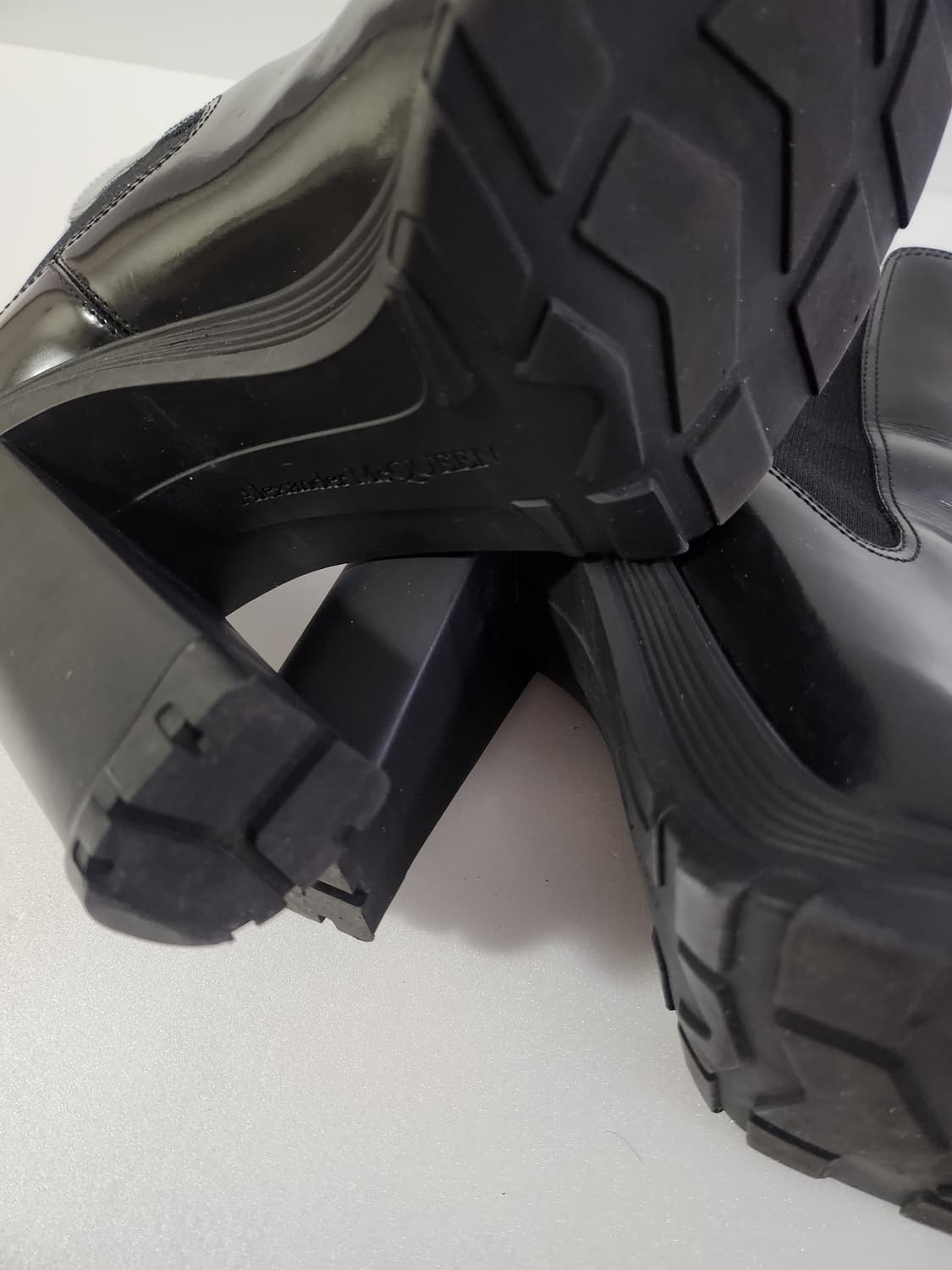 알랙산더맥퀸 앵클부츠 상품이미지8